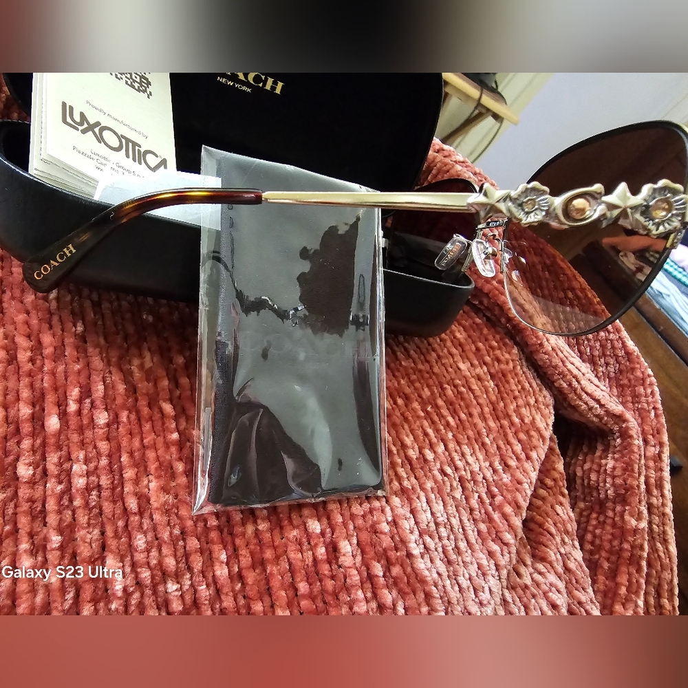 Coach HC7118B Brown Sunglasses - Picture 11 of 11